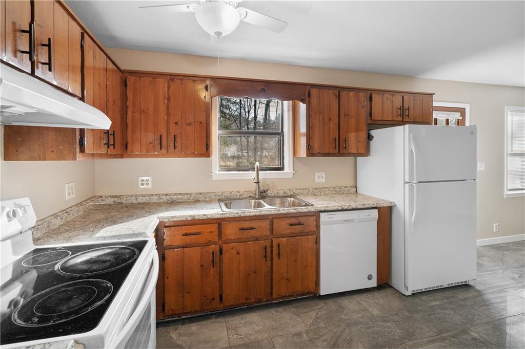 629 West Broadacre Road Northwest Dalton, GA 30721 - Photo 15 of 48