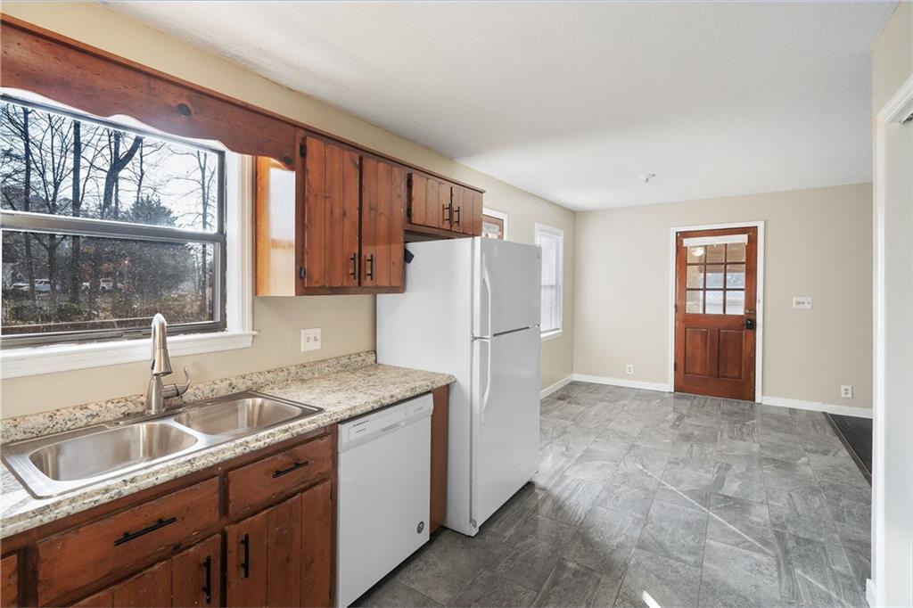 629 West Broadacre Road Northwest Dalton, GA 30721 - Photo 16 of 48