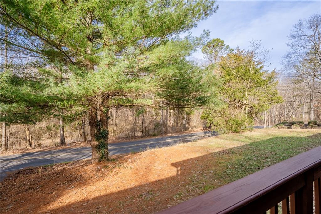 629 West Broadacre Road Northwest Dalton, GA 30721 - Photo 9 of 48