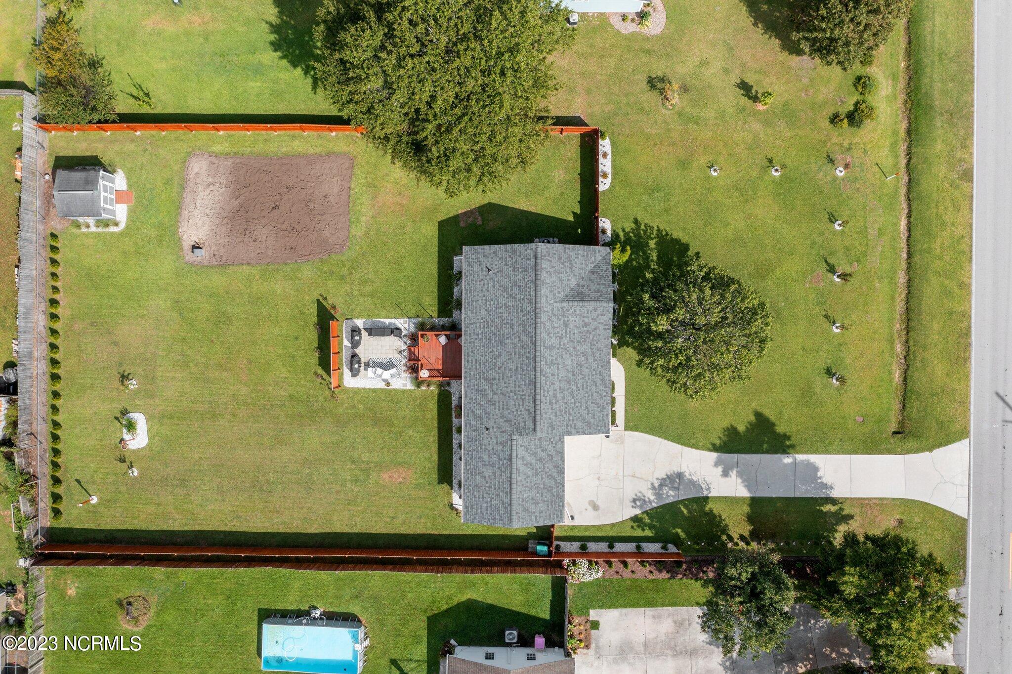 311 Riggs Road Hubert, NC 28539 - Photo 46 of 62 46-web-or-mls-DJI_0627_1
