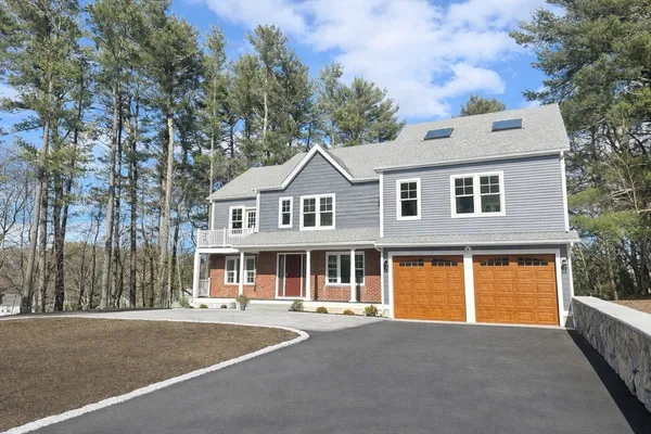$1,899,000 | 510 Common Street, Walpole, MA 02081
