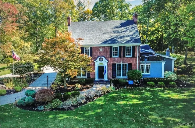 $959,000 | 5079 Forest Road, Lewiston, NY 14092