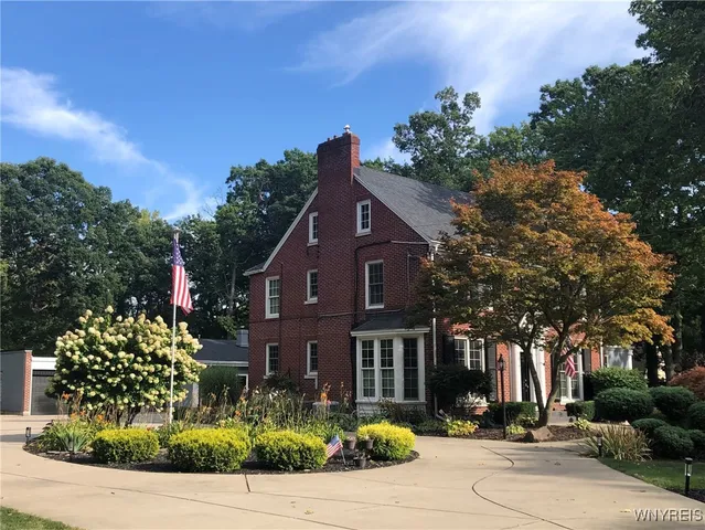 $959,000 | 5079 Forest Road, Lewiston, NY 14092