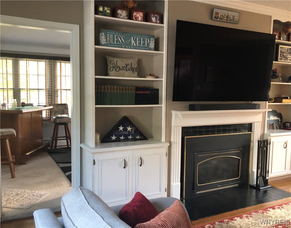 5079 Forest Road Lewiston, NY 14092 - Photo 11 of 50 GREAT ROOM TO GAME ROOM