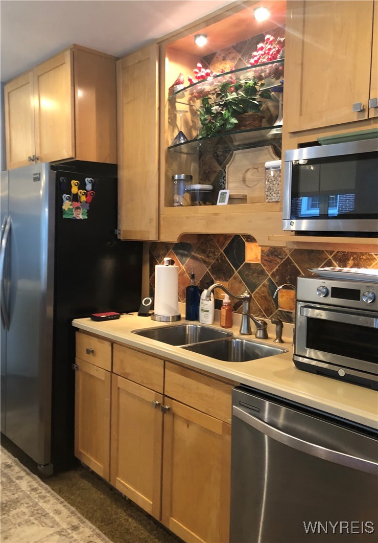 5079 Forest Road Lewiston, NY 14092 - Photo 26 of 50 SS KITCHEN APPLIANCES DW