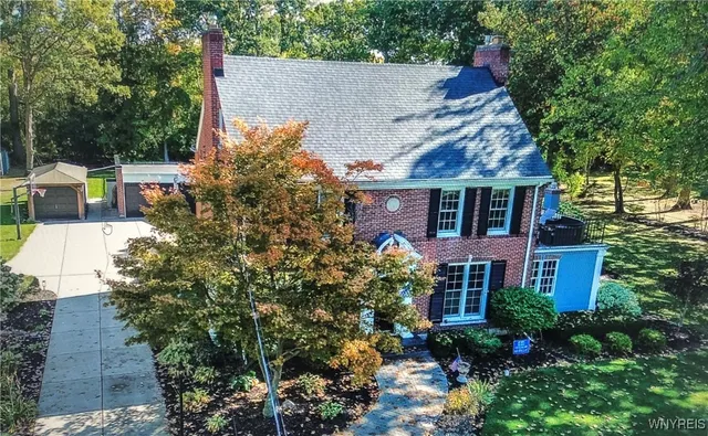 $959,000 | 5079 Forest Road, Lewiston, NY 14092