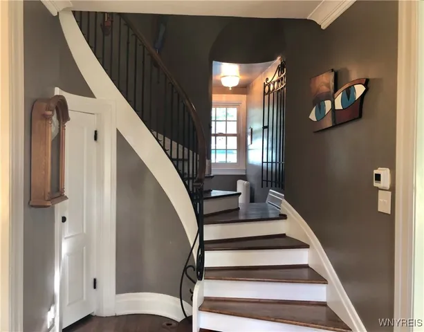 $959,000 | 5079 Forest Road, Lewiston, NY 14092