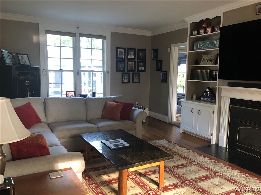 5079 Forest Road Lewiston, NY 14092 - Photo 6 of 50 HARDWOOD FLOORS