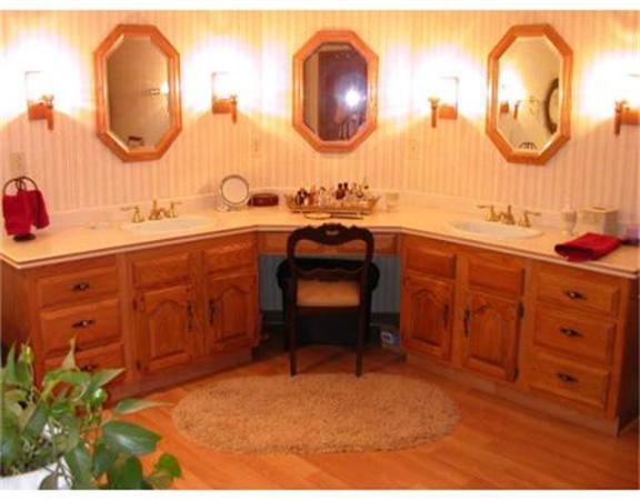 198-196 Rice Corner Road Brookfield, MA 01506 - Photo 9 of 17