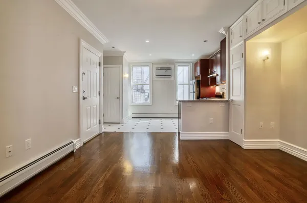 $3,625 | 603 Bloomfield Street, Unit 3, Hoboken, NJ 07030