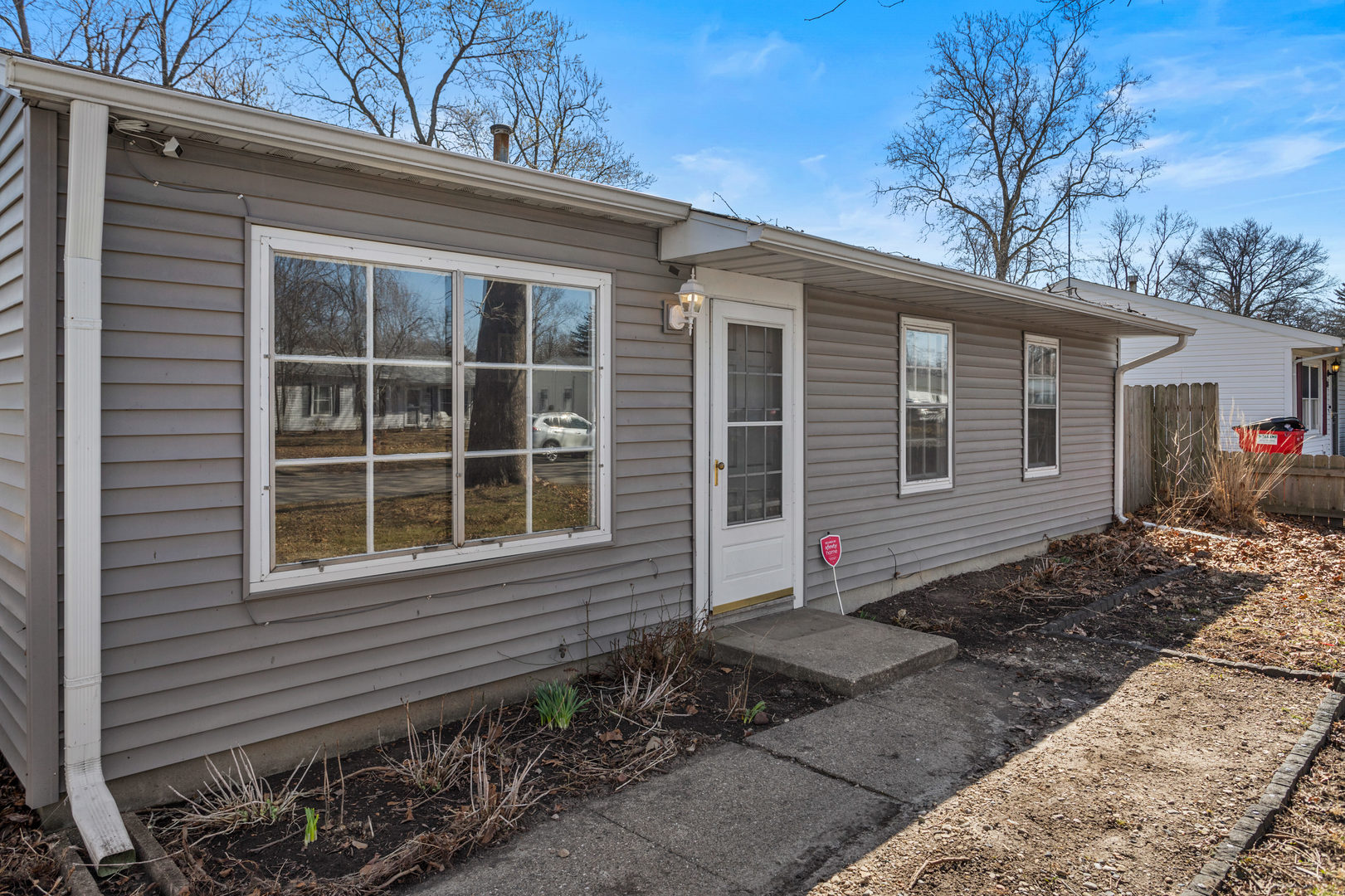 1702 Ridgeland Drive Champaign, IL 61821 - Photo 3 of 25