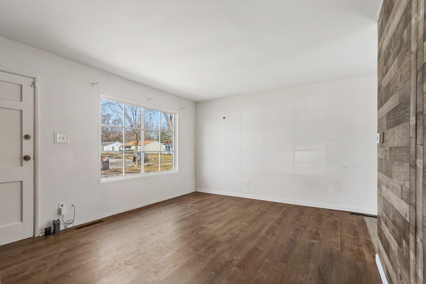 1702 Ridgeland Drive Champaign, IL 61821 - Photo 7 of 25