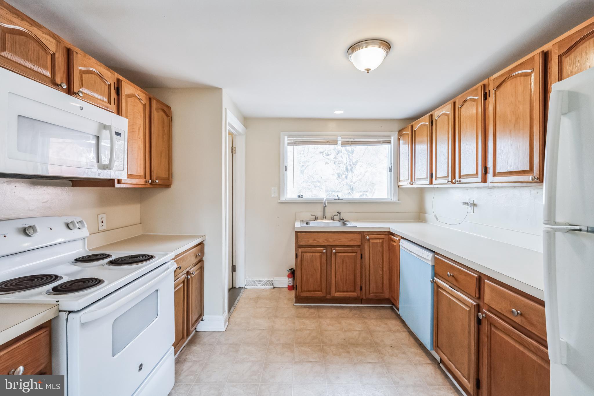 2983 Bristol Road Warrington, PA 18976 - Photo 8 of 14 Gallery Image 8