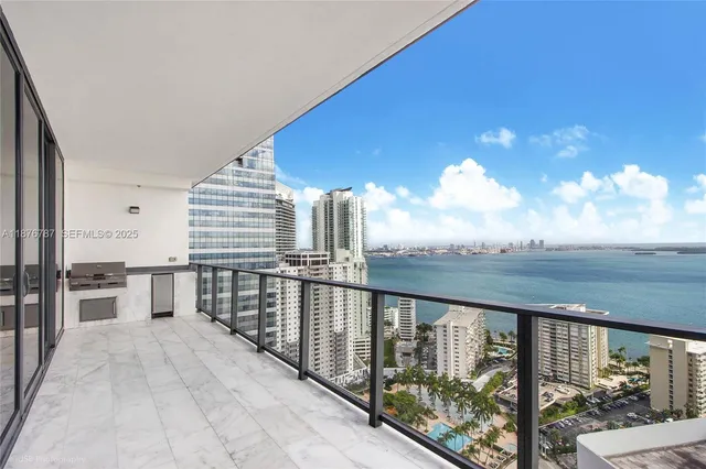 $2,448,000 | 1451 Brickell Avenue, Unit 3102, Miami, FL 33131