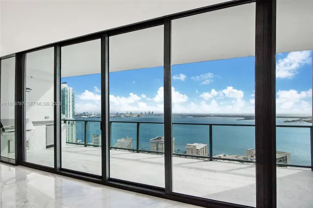 $2,448,000 | 1451 Brickell Avenue, Unit 3102, Miami, FL 33131