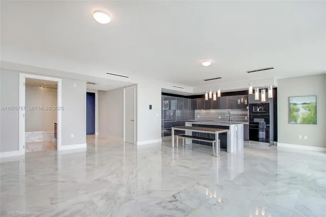 $2,448,000 | 1451 Brickell Avenue, Unit 3102, Miami, FL 33131