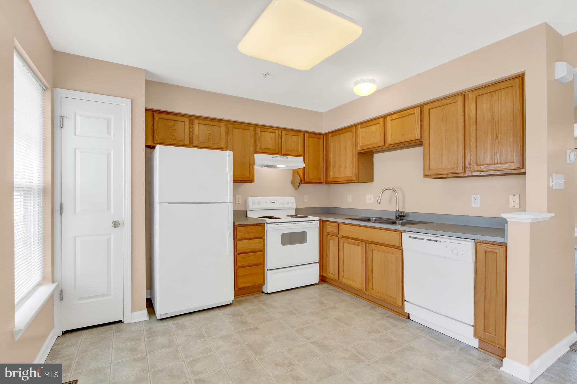 3005 Orchard View Road Reading, PA 19606 - Photo 6 of 25 Gallery Image 6