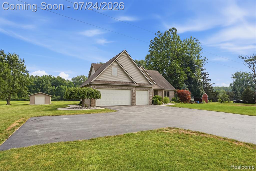 37361 Judd Road New Boston, MI 48164 - Photo 3 of 62 Gallery Image 3