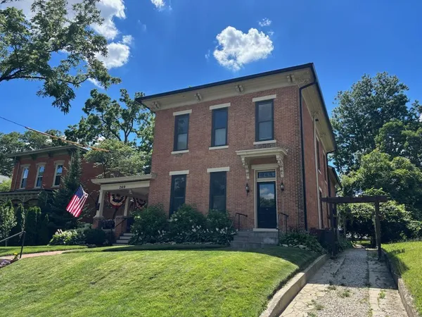$675,000 | 269 North Sandusky Street, Delaware, OH 43015