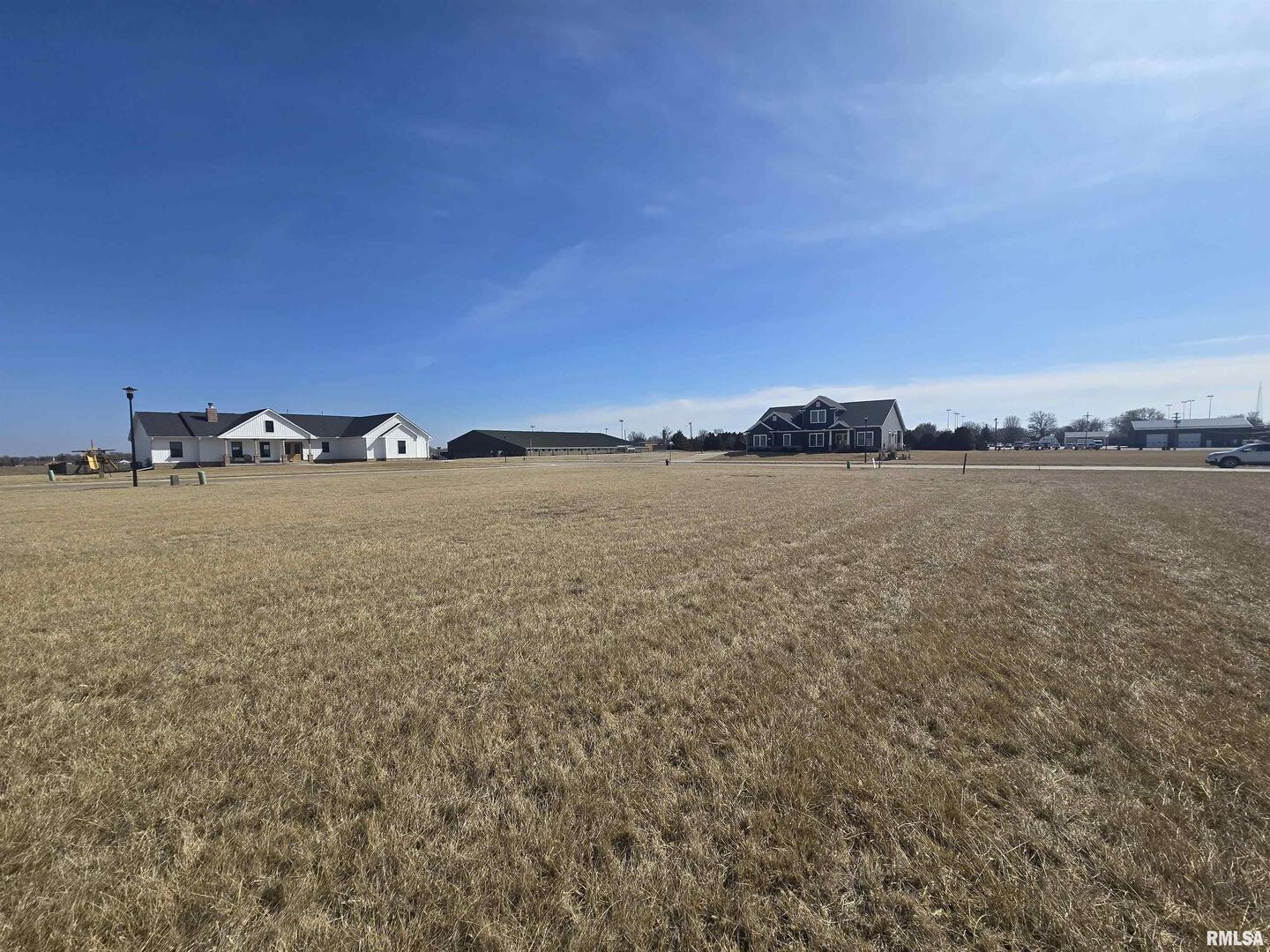 803 Darnall Drive Geneseo, IL 61254 - Photo 11 of 17 a view of ocean