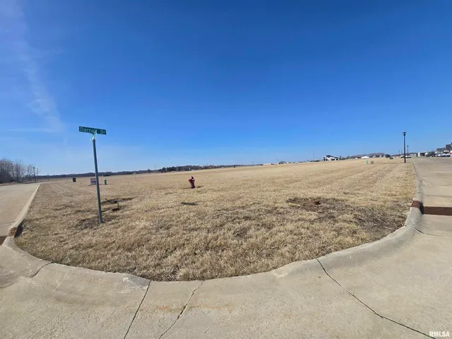 $60,000 | 803 Darnall Drive, Geneseo, IL 61254