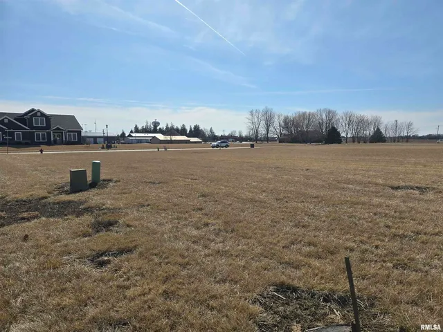 $60,000 | 803 Darnall Drive, Geneseo, IL 61254