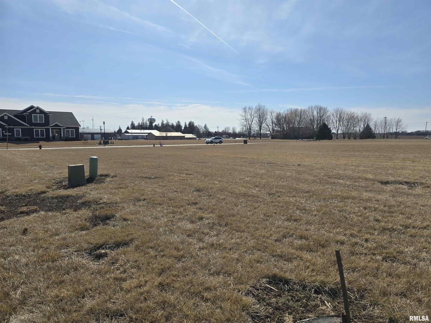 803 Darnall Drive Geneseo, IL 61254 - Photo 7 of 17 a view of lake view and mountain view