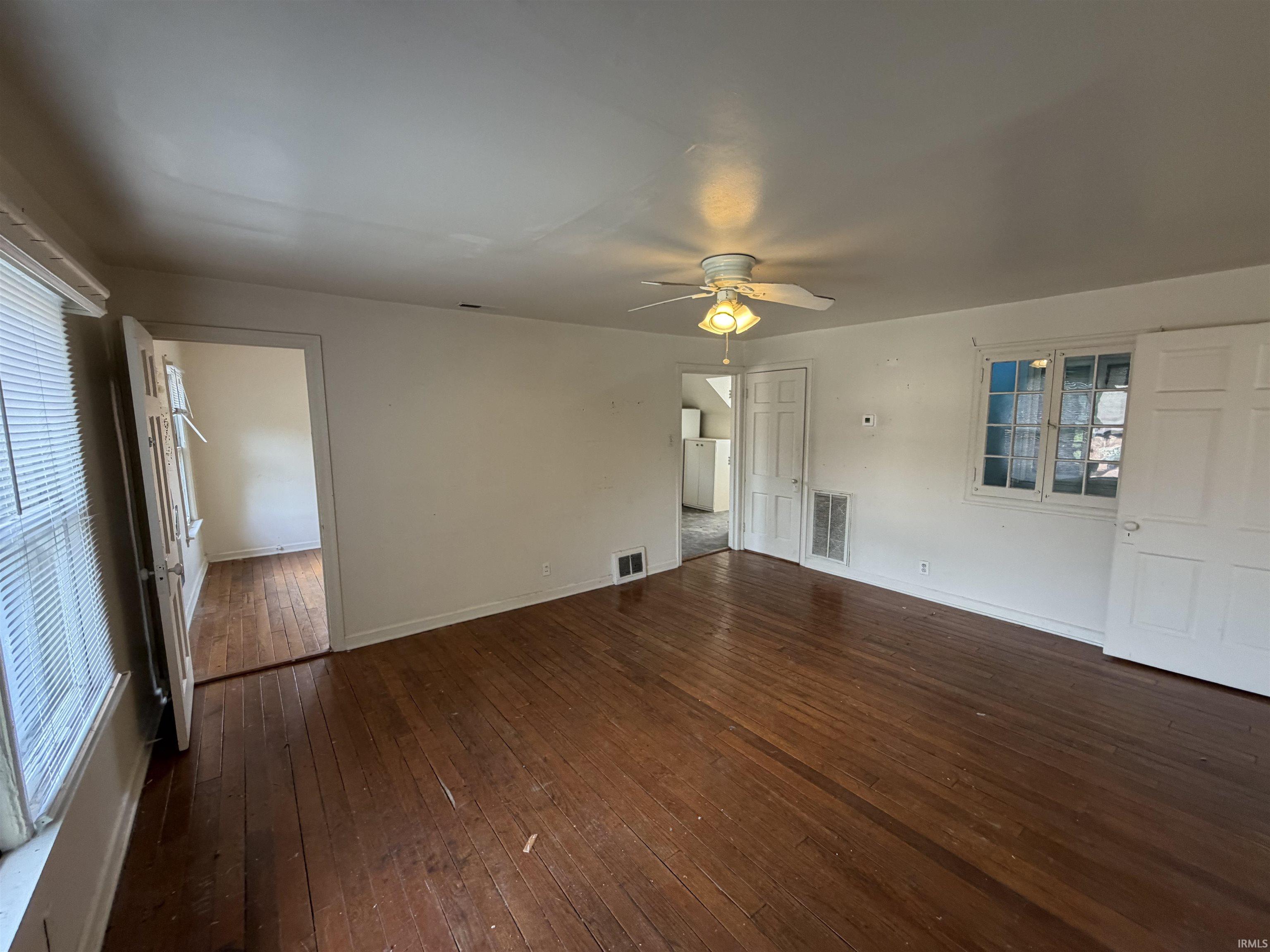 803 Southeast Riverside Drive Evansville, IN 47713 - Photo 16 of 28