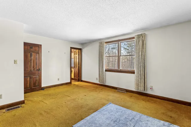 $599,900 | 25 Sherwood Forest Drive, Gilford, NH 03249