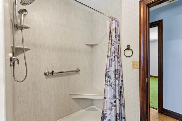 $599,900 | 25 Sherwood Forest Drive, Gilford, NH 03249