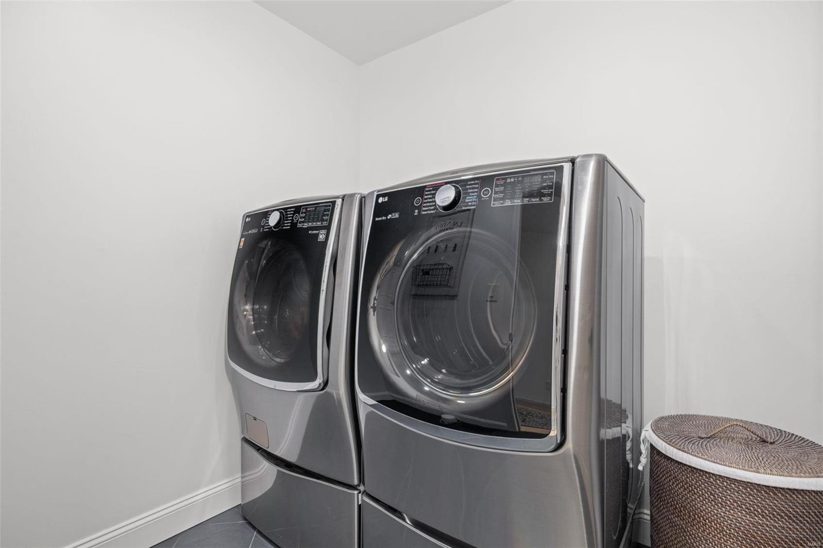 8951 Litzsinger Road St. Louis, MO 63144 - Photo 28 of 40 Gallery Image 28