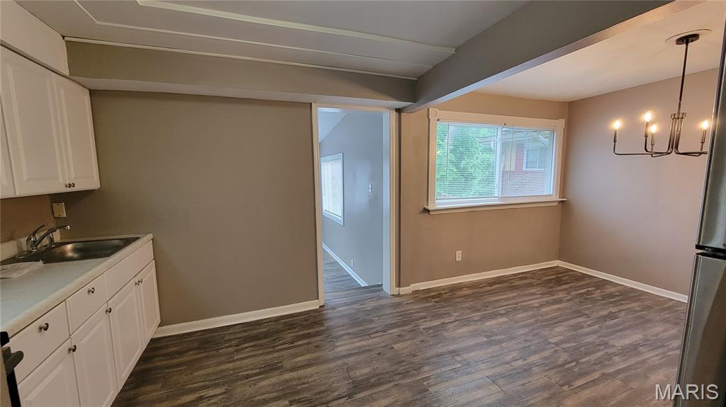 8720 Marcella Avenue Bel-Ridge, MO 63121 - Photo 3 of 15