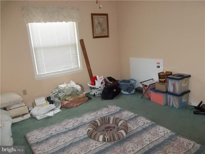 712 High Boulevard Reading, PA 19607 - Photo 6 of 11 Bedroom - Main
