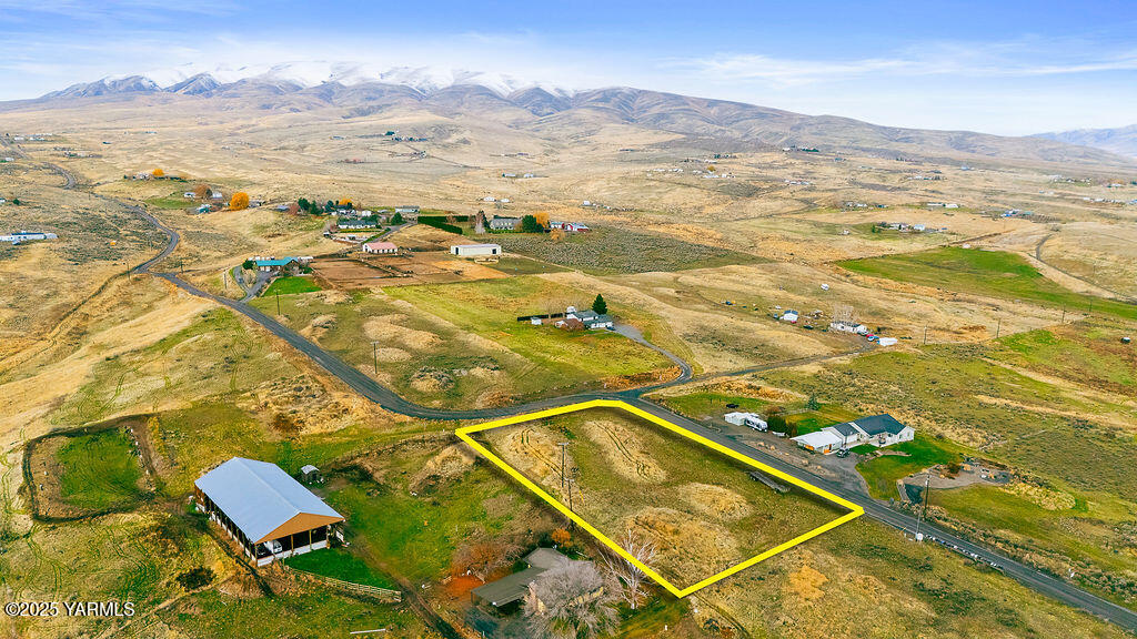 Nka Conrad Road Selah, WA 98942 - Photo 6 of 16 a view of an ocean