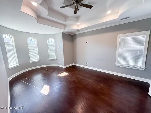 $447,000 | 224 Poplar Lane, Holly Springs, MS 38635