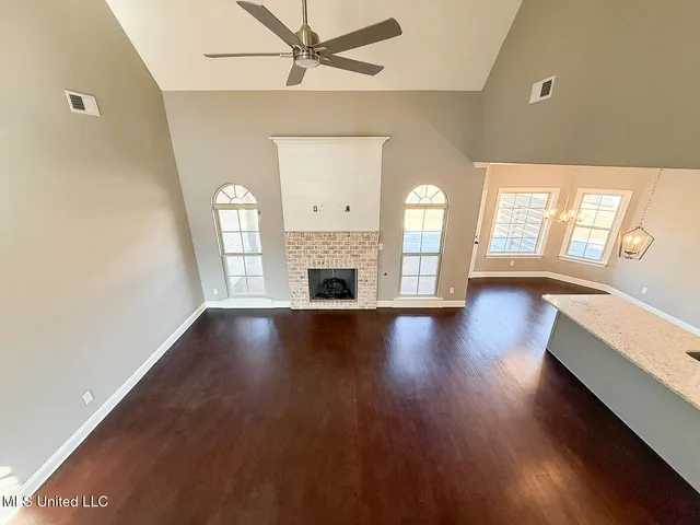 $447,000 | 224 Poplar Lane, Holly Springs, MS 38635