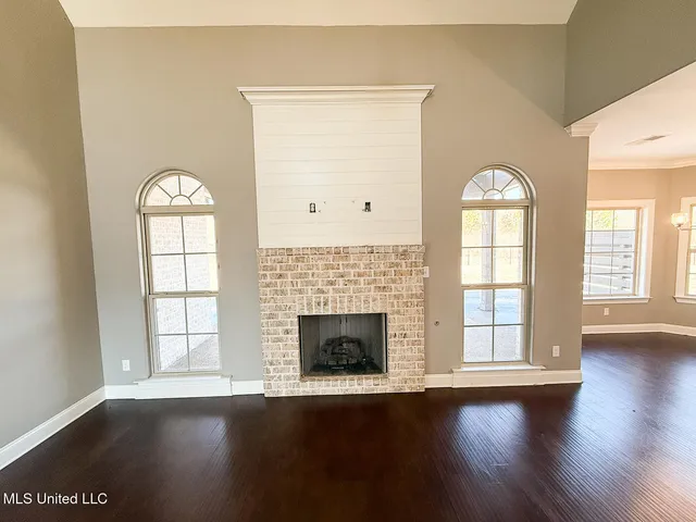 $447,000 | 224 Poplar Lane, Holly Springs, MS 38635