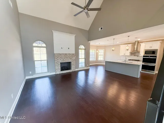 $447,000 | 224 Poplar Lane, Holly Springs, MS 38635