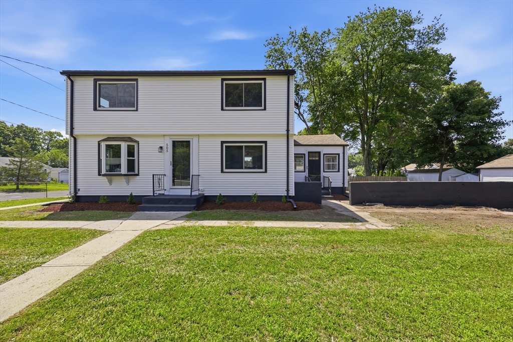 505 Prospect Street Chicopee, MA 01020 - Photo 2 of 23
