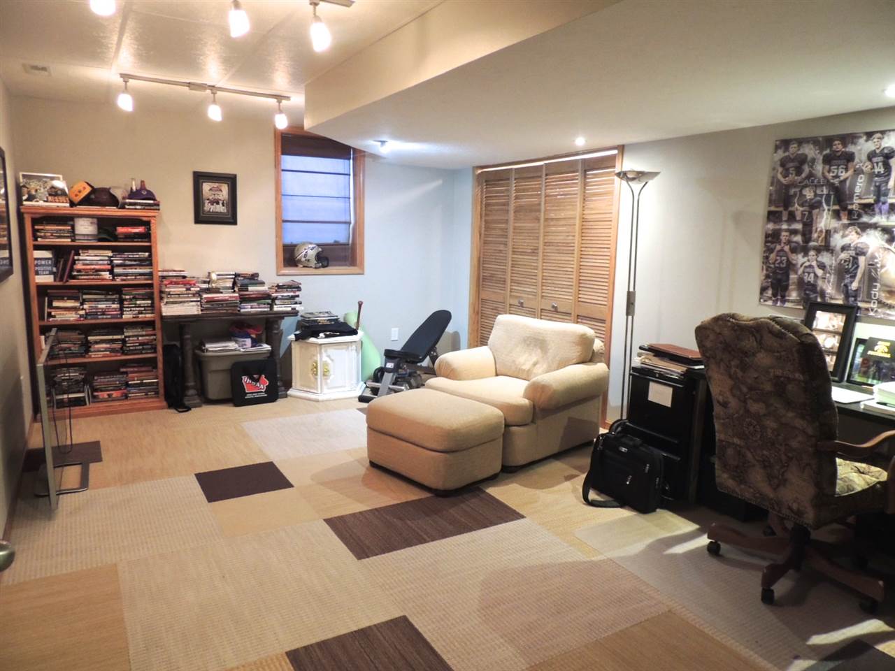 2229 Hunter Road Muscatine, IA 52761 - Photo 15 of 18 Gallery Image 15