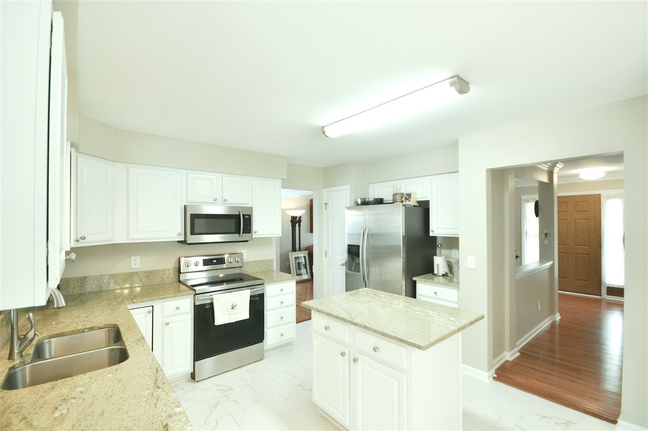 2341 Kendricks Court Raleigh, NC 27613 - Photo 11 of 29 Photo 11