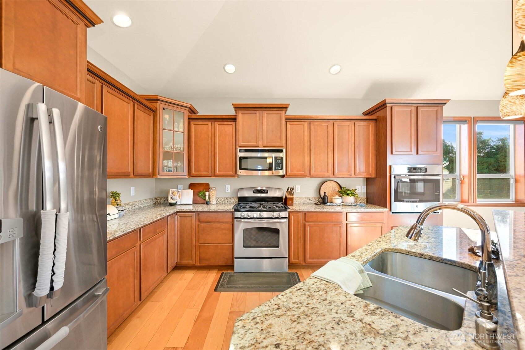 1378 West Smith Road Ferndale, WA 98248 - Photo 11 of 40