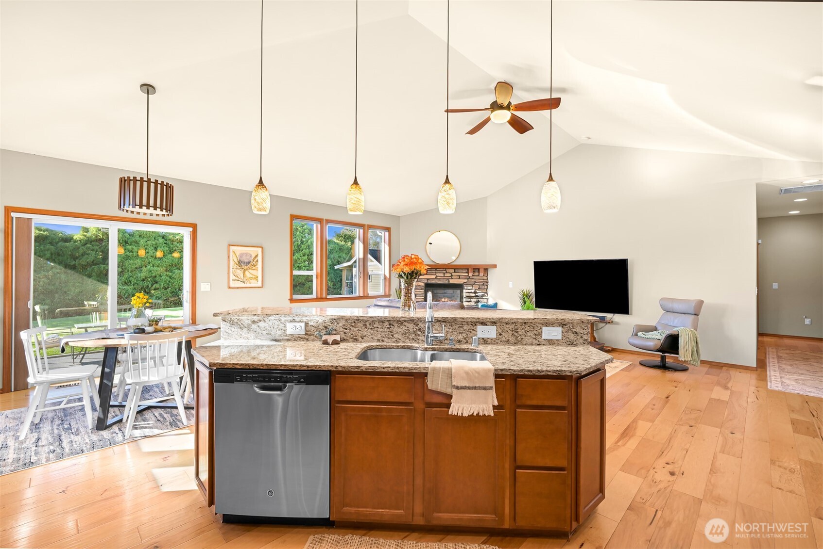 1378 West Smith Road Ferndale, WA 98248 - Photo 15 of 40