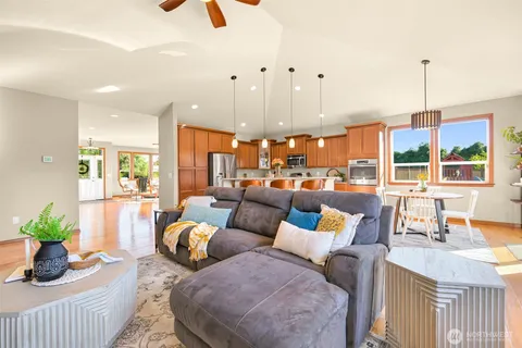 $959,900 | 1378 West Smith Road, Ferndale, WA 98248