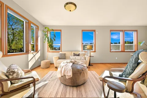 $959,900 | 1378 West Smith Road, Ferndale, WA 98248