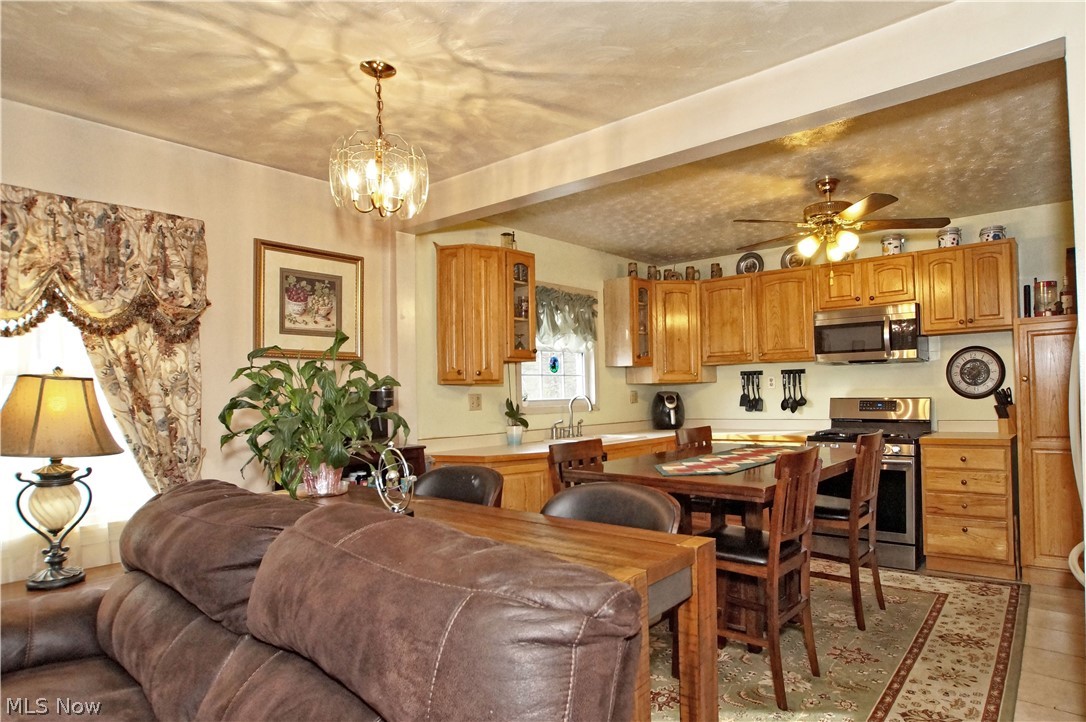 8802 Oberlin Road Elyria, OH 44035 - Photo 5 of 35 Gallery Image 5