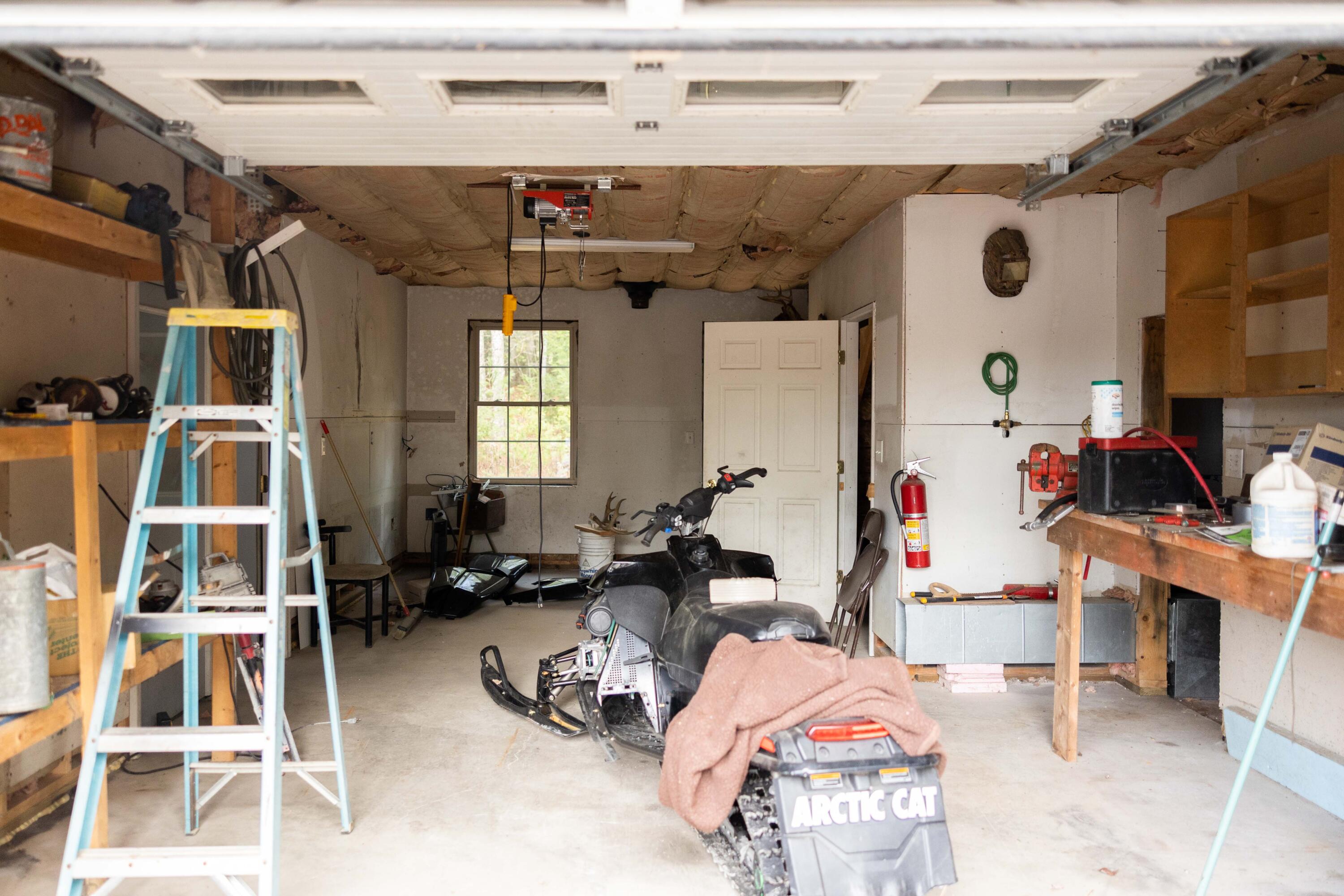177 10 Road Bradley, ME 04411 - Photo 39 of 46 Interior of detached garage