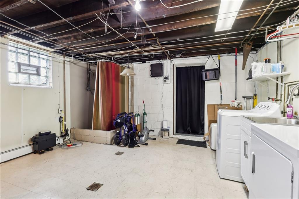 199 Latimer Avenue Strabane, PA 15363 - Photo 34 of 44 a view of a room with gym equipment