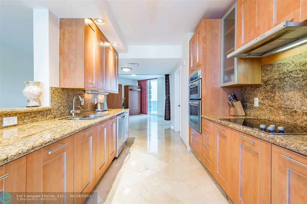 801 Briny Avenue, Unit 704 Pompano Beach, FL 33062 - Photo 15 of 48