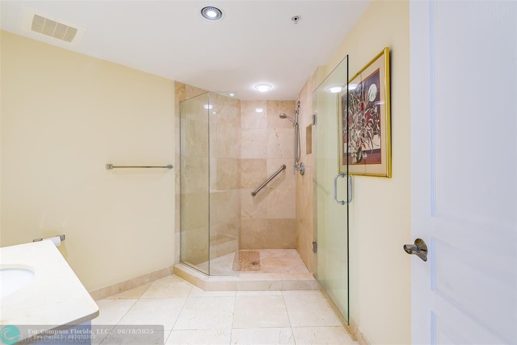 801 Briny Avenue, Unit 704 Pompano Beach, FL 33062 - Photo 24 of 48